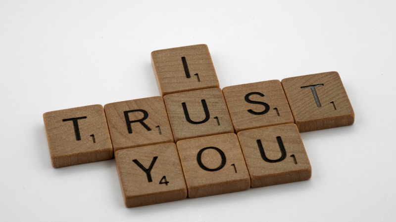 trustとbelieveの違いは?信頼の深さと使い分けを解説