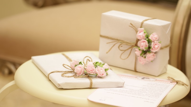 贈呈品と贈答品の違いは？使い分けや贈る場面も解説