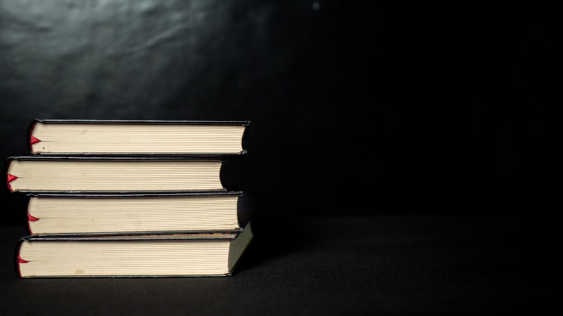 ミステリとミステリーの違いをやさしく整理読書選びに役立つ見分け方