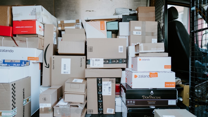 shippingとshipmentの違いは?追跡表示と実務でわかる使い分け