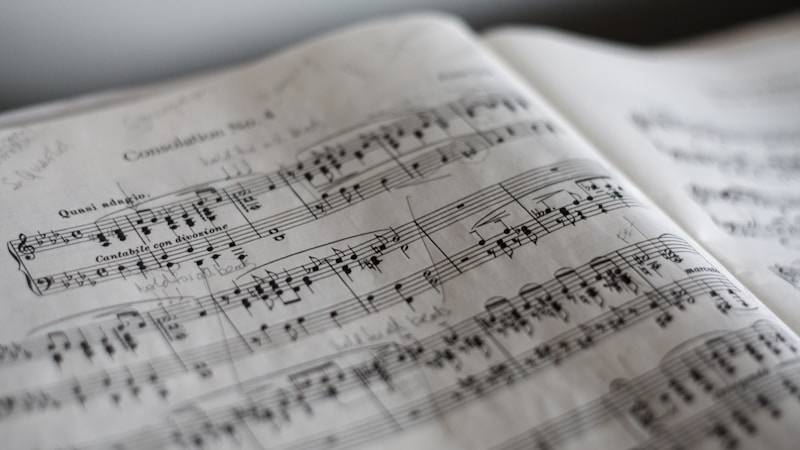 classicとclassicalの違いは？使い分けと自然な覚え方を解説