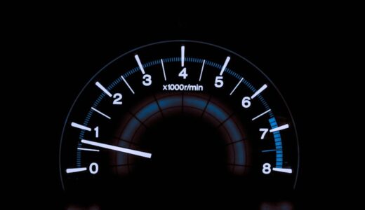 quickとfastの違いとは？使い分けと定番フレーズを解説