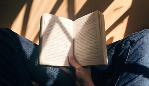 readerとleaderの違いは？意味・発音・使い分けを解説