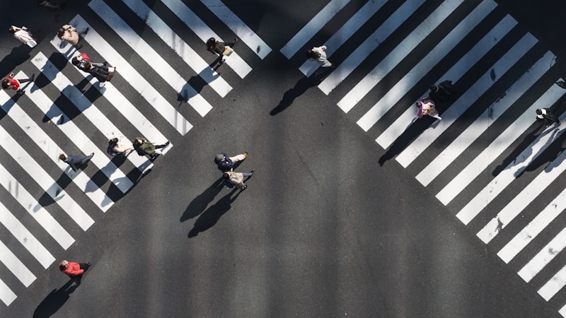 acrossとcrossの違いは?例文で使い分けをすっきり理解