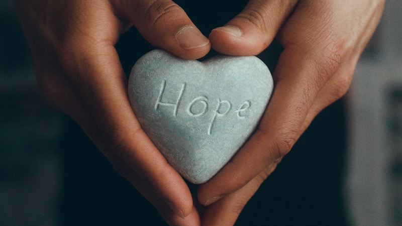 hopeとwishの違いは？例文でわかる使い分けと注意点