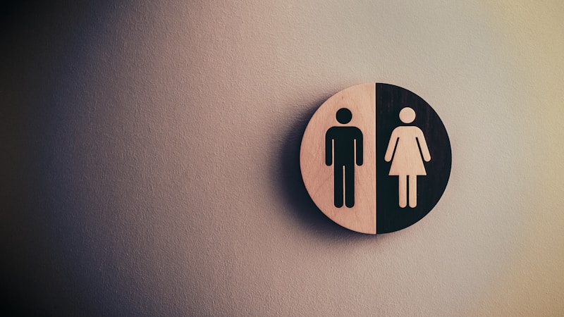 femaleとwomanの違いは？失礼にならない使い分け方